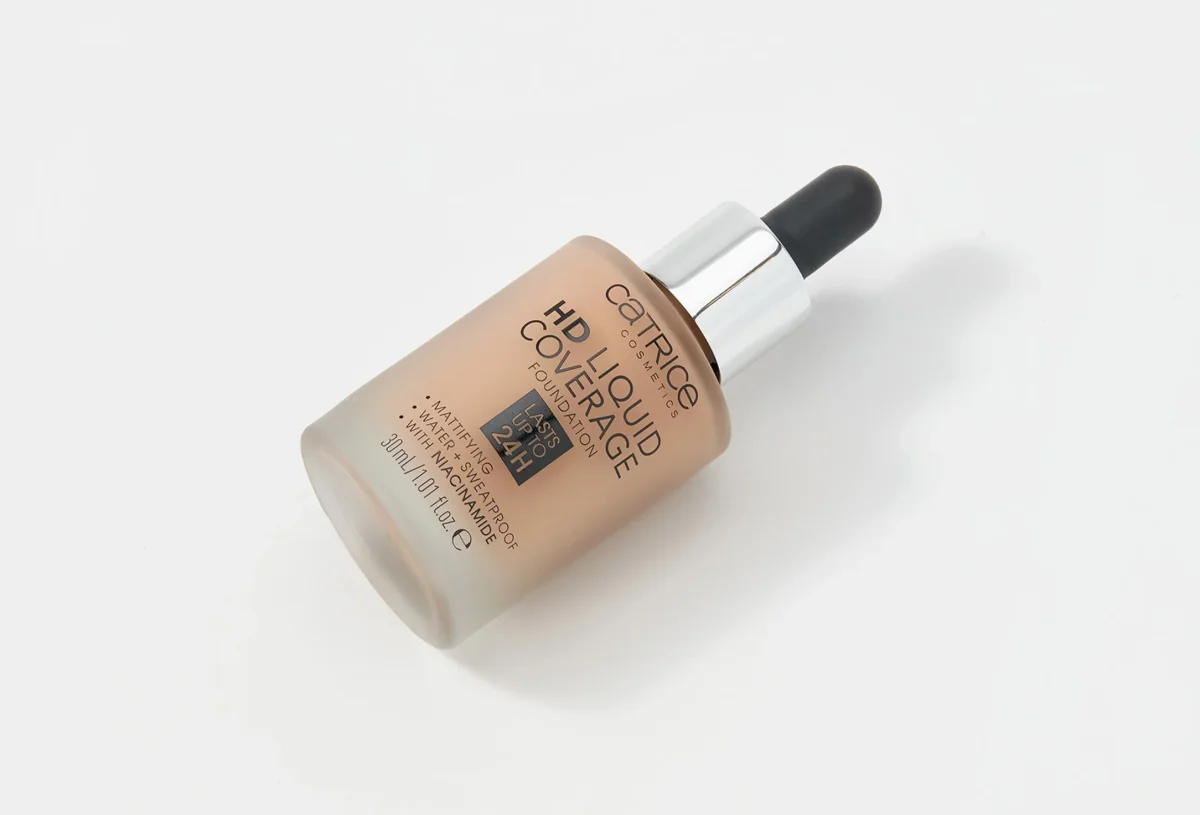 Тональный CATRICE HD Liquid 040 Coverage 30 ml