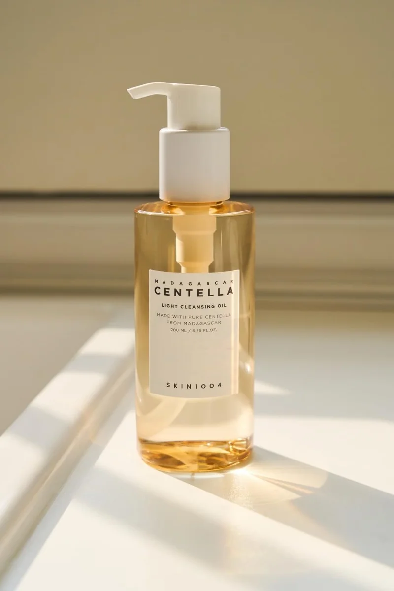 Гидро масло  Madagascar Centella SKIN1004 Lignt Cleansing Oil 55 ml