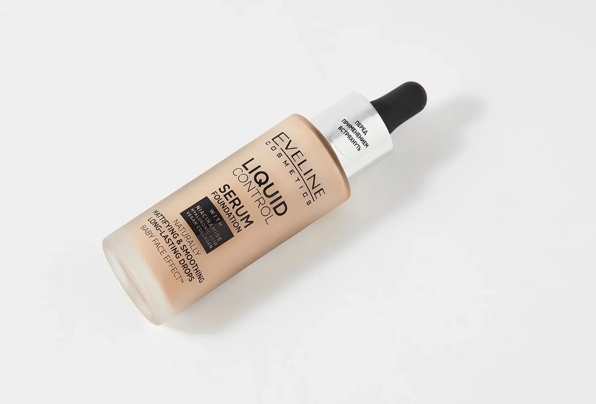Тональный EVELINE 010 Liquid Control 32 ml